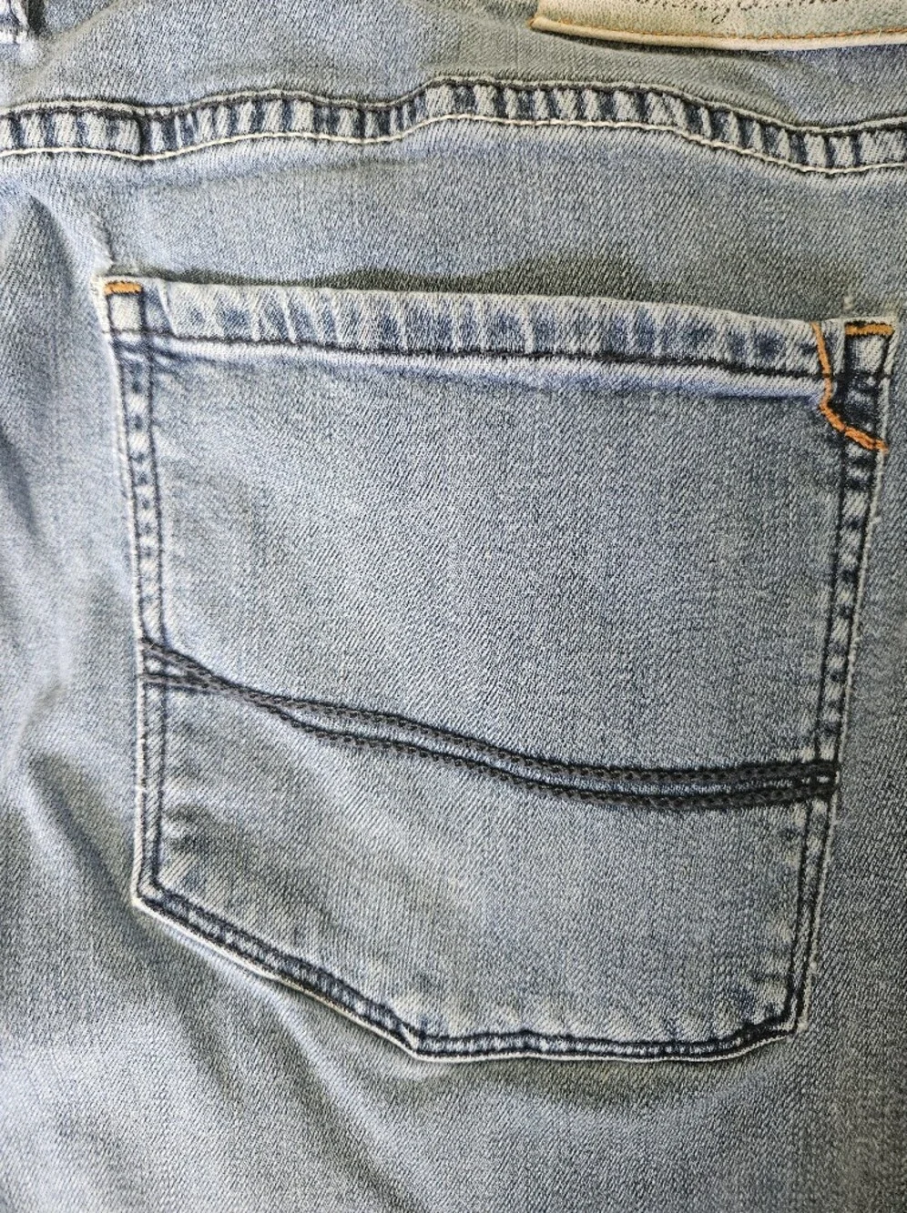 Tommy Bahama Medium Wash Straight Leg Jeans Men's 36x34 Authentic